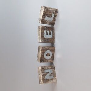 Rustic style wooden Noël sign blocs set of 2